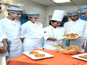 Why Apeejay is Best for Baking Courses with Certificate
